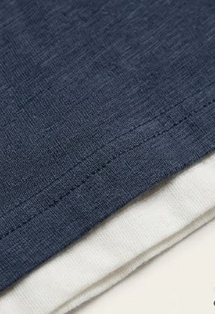 Camiseta Manga Larga Doble Cuello  – Azul Vigore / Blanco Talla S