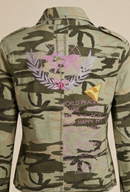 Sobre camisa Militar Camuflaje con Parches y Bordados Rosa Eleven
